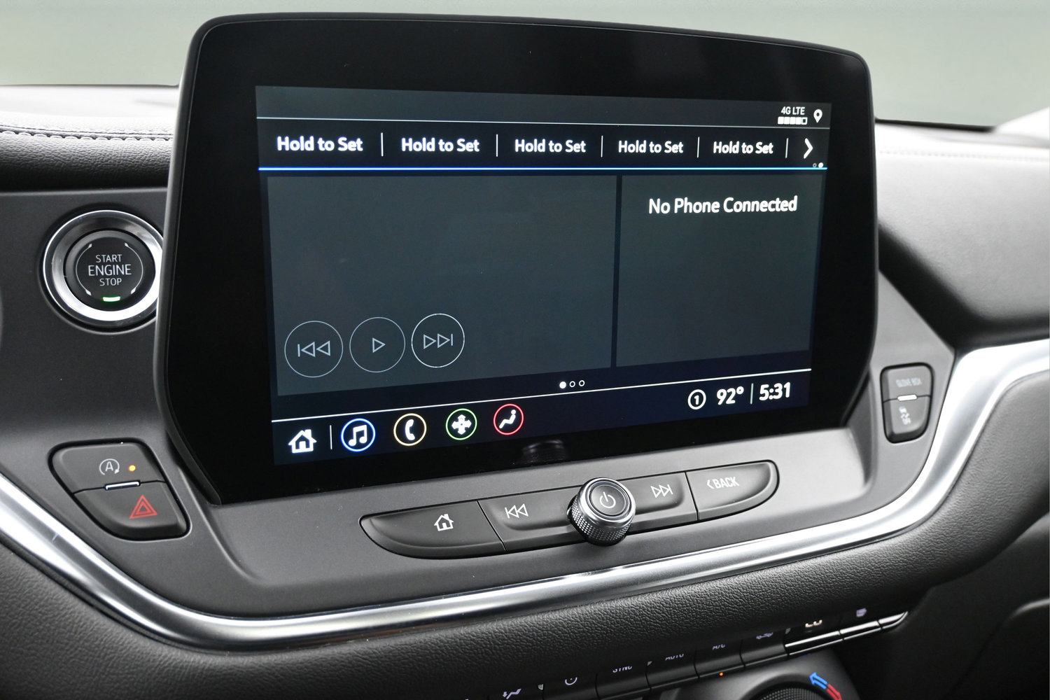 Used 2025 Chevrolet Blazer LT FWD image 9