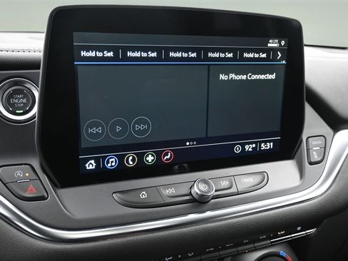 Used 2025 Chevrolet Blazer LT FWD image 9