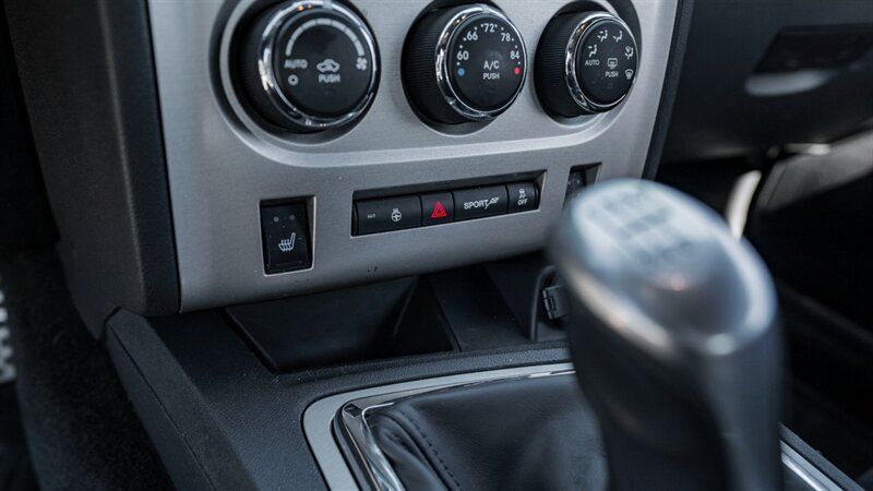 Used 2014 Dodge Challenger SRT8 w/ Harman/Kardon Audio Group RWD image 31