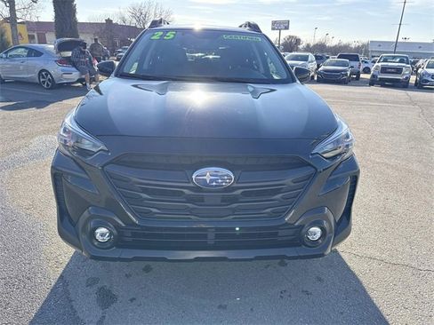 Used 2025 Subaru Outback Onyx Edition image 10