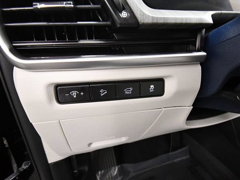 Certified 2025 Kia Telluride EX w/ EX Captain's Chair Package AWD/4WD image 20