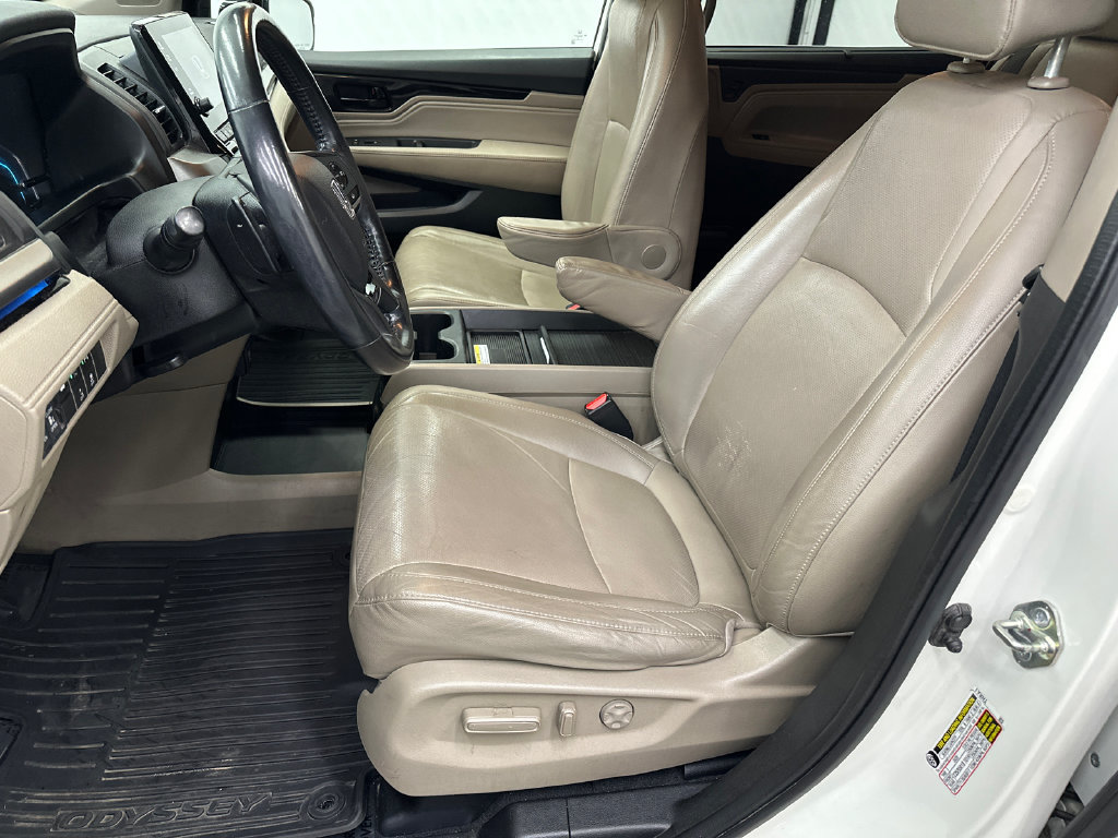 Used 2019 Honda Odyssey Elite image 9