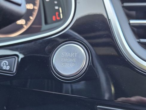 Used 2018 Audi Q7 3.0T Prestige image 24