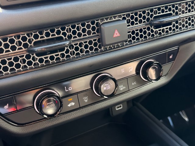 Certified 2025 Honda HR-V Sport image 26