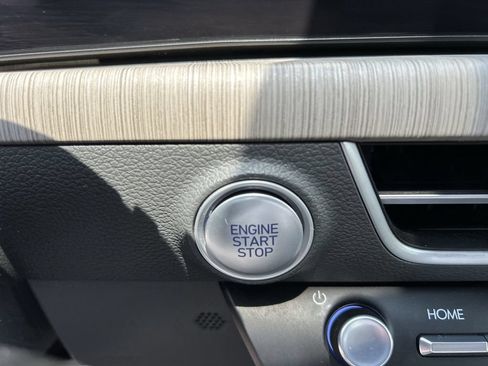Used 2025 Hyundai Sonata SEL FWD image 32