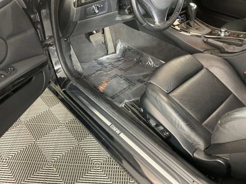 Used 2009 BMW 328i Convertible image 14