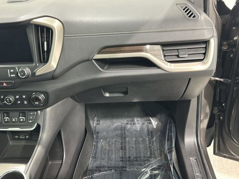 Used 2019 GMC Terrain Denali image 28