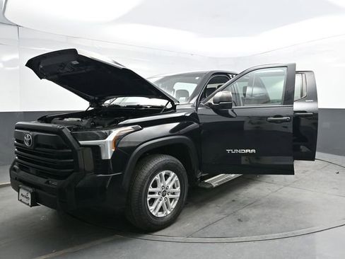 Used 2022 Toyota Tundra SR5 AWD/4WD image 47