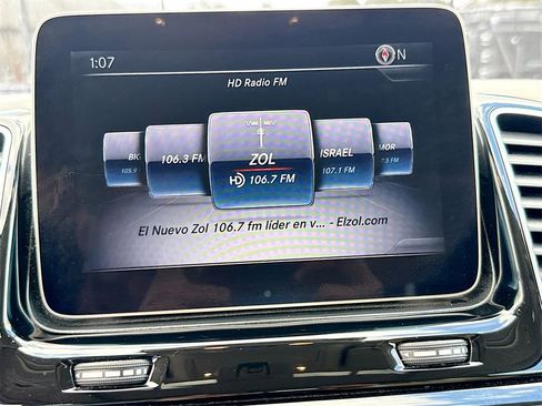 Used 2019 Mercedes-Benz GLE 400 GLE 400 w/ Premium 1 Package image 16