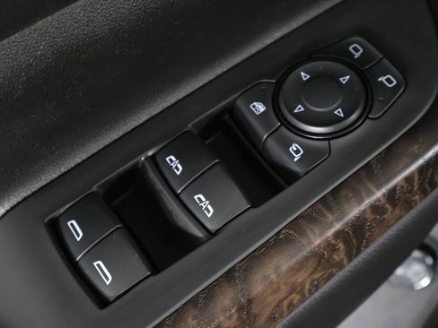 Used 2021 GMC Acadia Denali w/ Denali Technology Package image 47