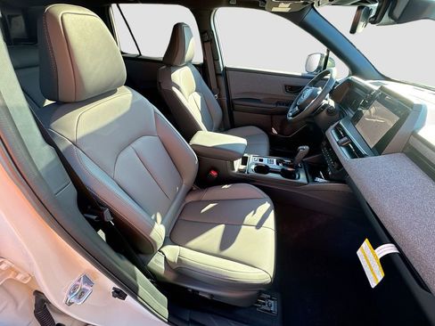 New 2026 Subaru Outback Limited AWD/4WD image 29