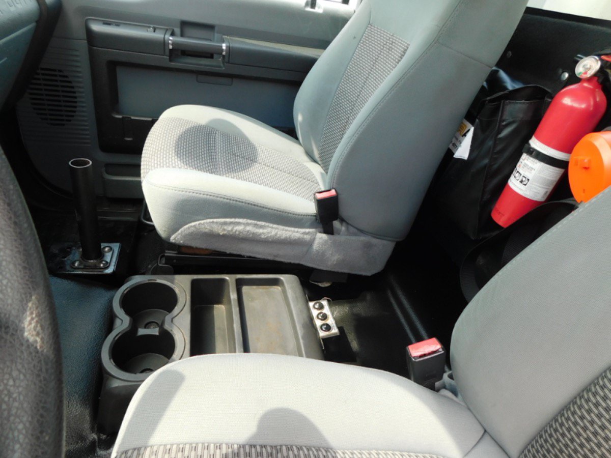 Used 2011 Ford F550 2WD Regular Cab Super Duty w/ PWR Equipment Group image 22