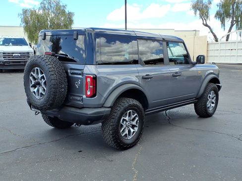 Certified 2025 Ford Bronco Badlands AWD/4WD image 6
