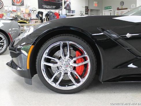 Used 2014 Chevrolet Corvette Stingray Convertible RWD image 14