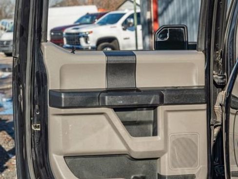 Used 2016 Ford F150 XL w/ Equipment Group 101A Mid image 32