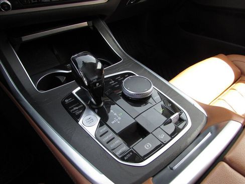 Used 2020 BMW X7 xDrive40i w/ Premium Package image 20