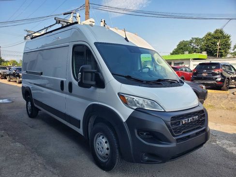 Used 2023 RAM ProMaster 3500 FWD image 3