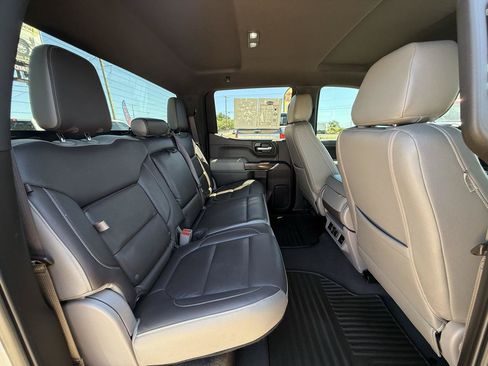 Used 2022 Chevrolet Silverado 1500 RST w/ Z71 Off-Road Package AWD/4WD image 34