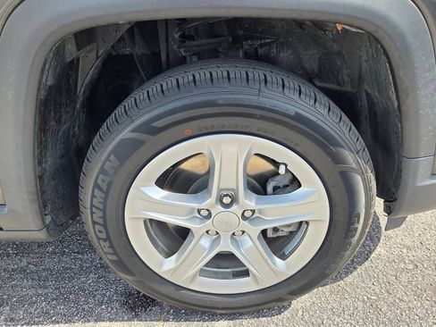 Certified 2023 Jeep Compass Latitude AWD/4WD image 21