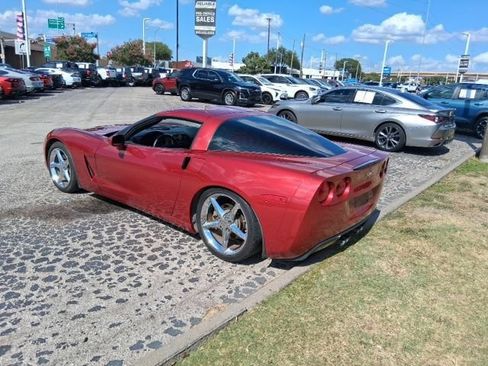 Used 2012 Chevrolet Corvette Coupe RWD image 4