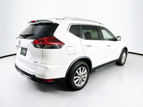 Used 2018 Nissan Rogue SV FWD image 9