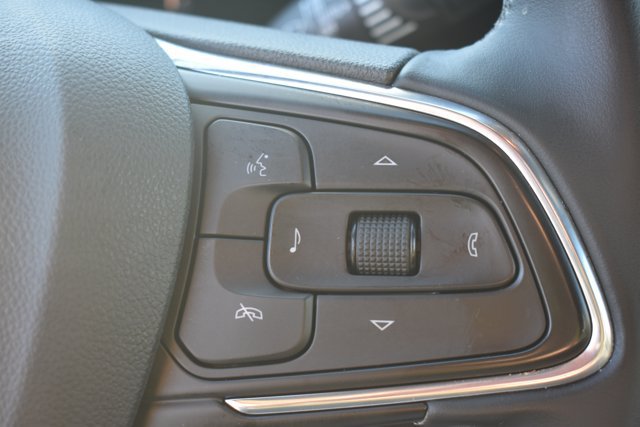 Used 2024 Buick Envista Sport Touring w/ Experience Buick Package FWD image 22