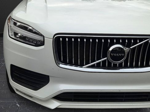 Used 2020 Volvo XC90 T6 Momentum w/ Protection Package AWD/4WD image 37