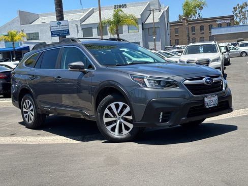 Certified 2022 Subaru Outback Premium AWD/4WD image 2