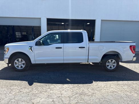 Used 2021 Ford F150 XLT w/ Trailer Tow Package RWD image 2