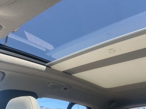 New 2026 Volvo XC40 B5 Ultra w/ Climate Package image 18