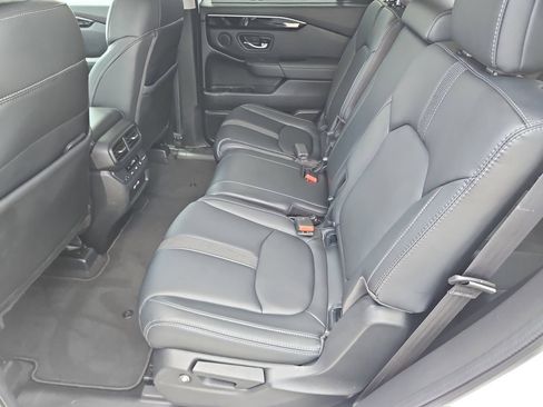 Used 2023 Honda Pilot EX-L image 17