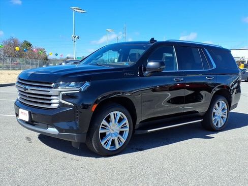 Used 2023 Chevrolet Tahoe High Country image 7