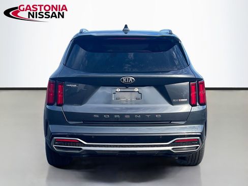 Used 2021 Kia Sorento SX image 7