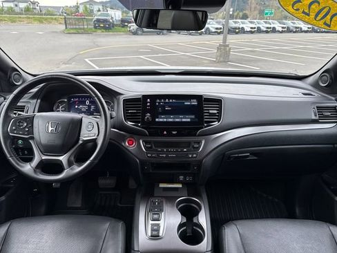 Used 2023 Honda Passport EX-L image 15