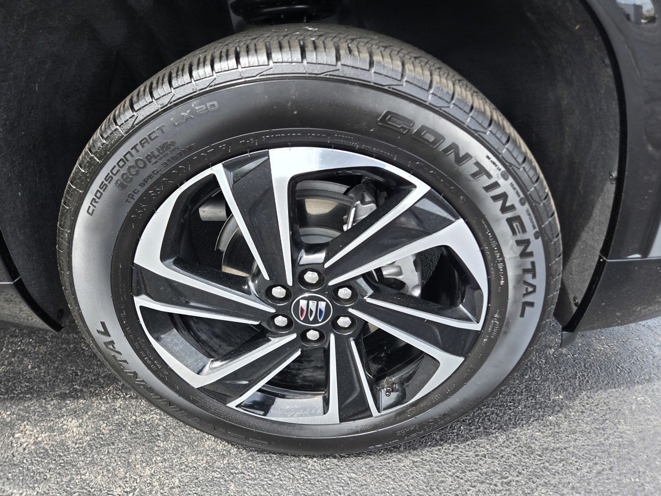 Certified 2026 Buick Enclave Sport Touring AWD/4WD image 43