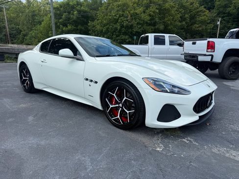 Used 2018 Maserati GranTurismo Sport RWD image 9