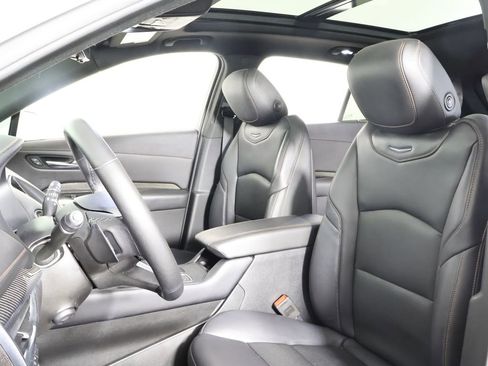 Used 2020 Cadillac XT4 Sport image 7