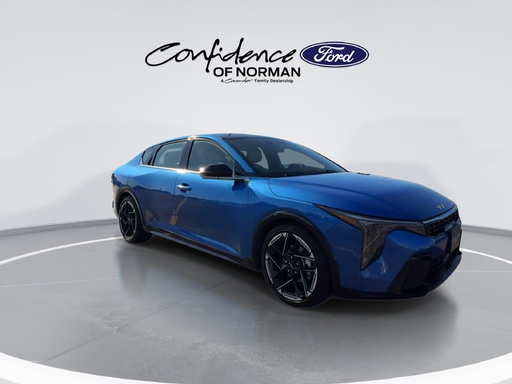 Used 2025 Kia K4 GT-Line w/ GT-Line Premium Package FWD image 2