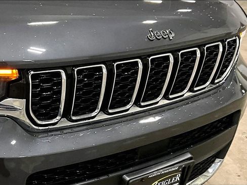 Used 2021 Jeep Grand Cherokee L Limited image 31