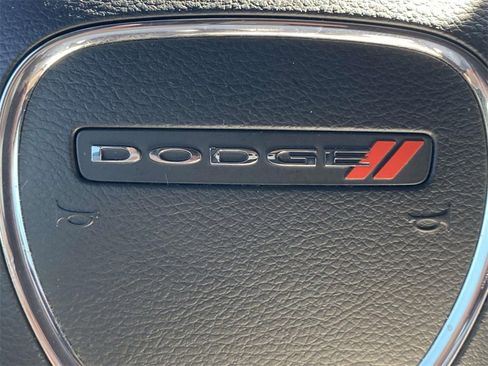 Used 2022 Dodge Charger R/T w/ Blacktop Package image 32