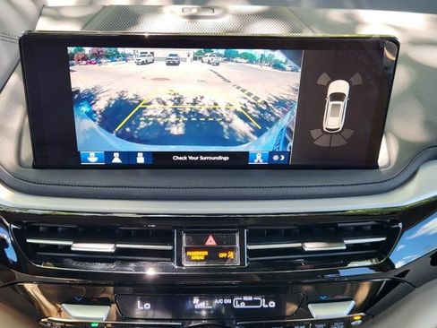Certified 2026 Acura MDX FWD w/ Technology Package image 17