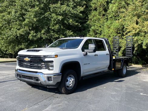 Used 2026 Chevrolet Silverado 3500 W/T w/ WT Convenience Package AWD/4WD image 5