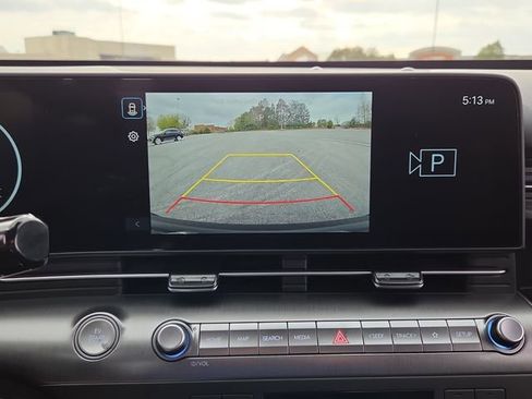 Used 2025 Hyundai Kona SE FWD image 23