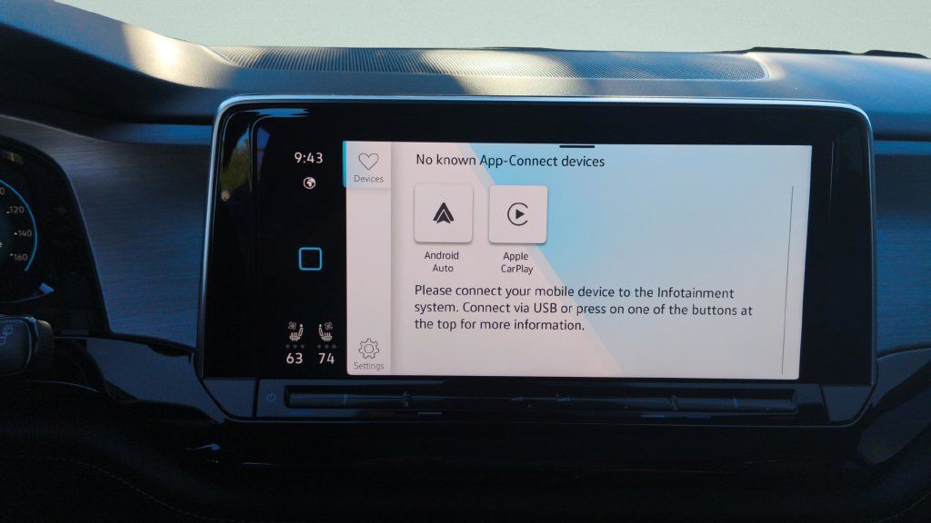 Used 2024 Volkswagen Atlas Cross Sport SE w/ Panoramic Sunroof Package FWD image 31