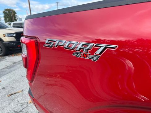 Used 2022 Ford F150 Lariat w/ Equipment Group 502A High image 12