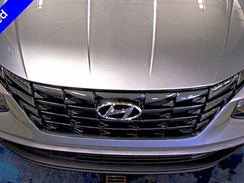 Used 2023 Hyundai Tucson SE image 3