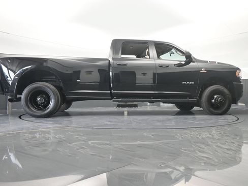 Used 2019 RAM 3500 Tradesman RWD image 64
