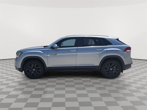 Certified 2023 Volkswagen Atlas Cross Sport SE w/ Black Wheel Package AWD/4WD image 10