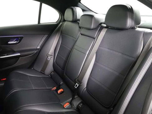 Used 2023 Mercedes-Benz C 300 4MATIC Sedan image 32