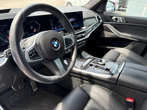 Used 2024 BMW X5 xDrive40i w/ Executive Package AWD/4WD image 10